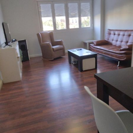 Apartmán Piso Amplio Y Tranquilo En Marchena Exteriér fotografie